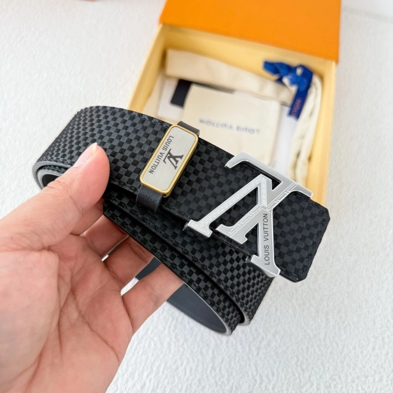 Louis Vuitton Belts UrbanChic 300960