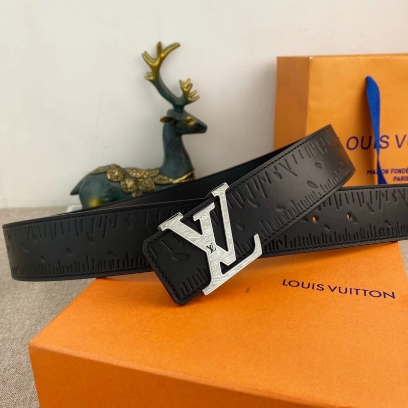 Louis Vuitton Belts GoAnywhere 300971