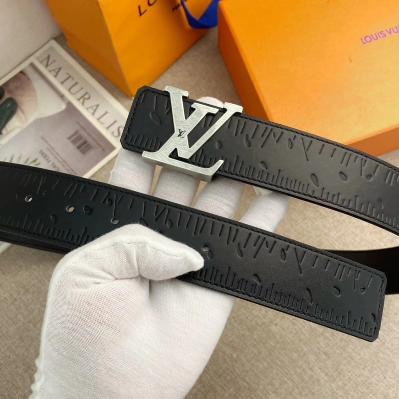 Louis Vuitton Belts GoAnywhere 300971