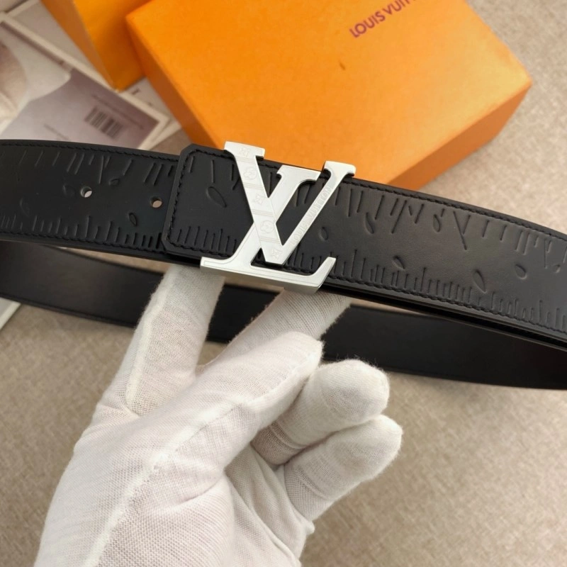 Bright Louis Vuitton Belts 300967
