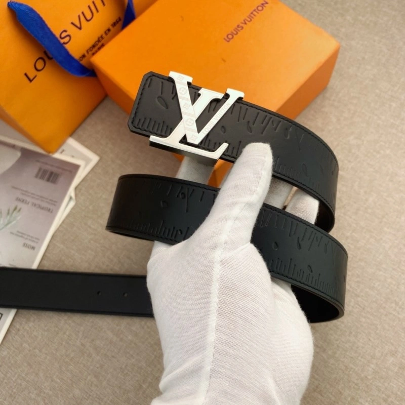 Bright Louis Vuitton Belts 300967