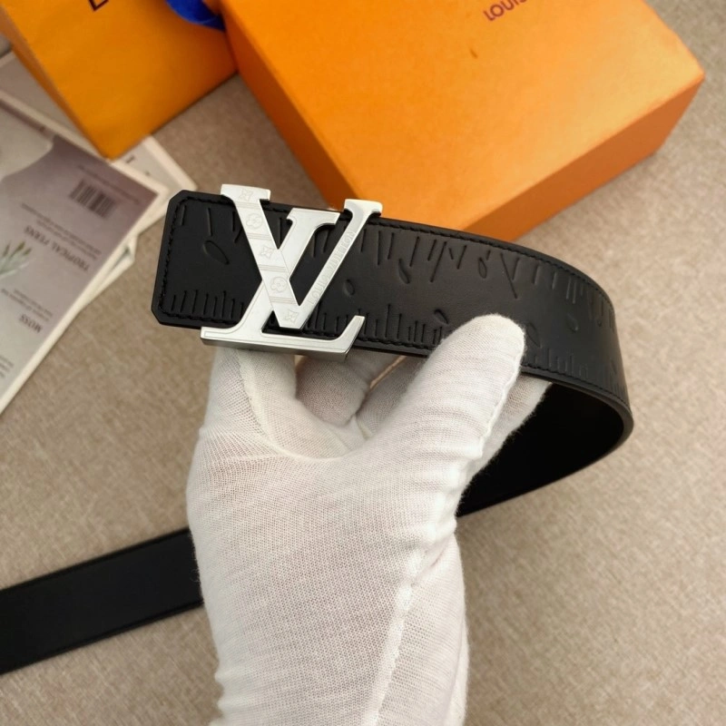 Bright Louis Vuitton Belts 300967