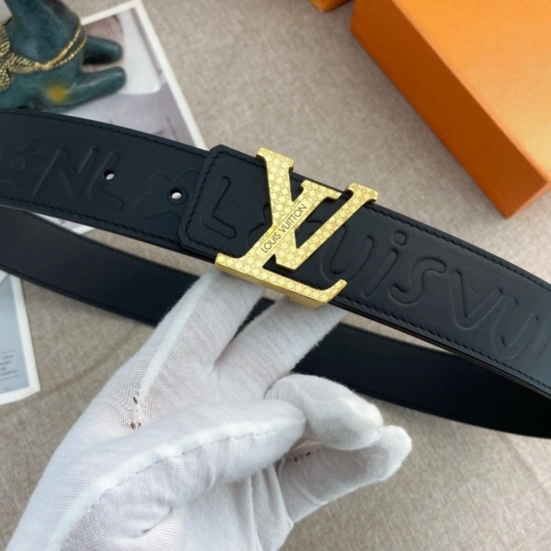 Lightweight Louis Vuitton Belts 300936