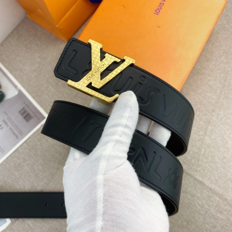 Lightweight Louis Vuitton Belts 300936