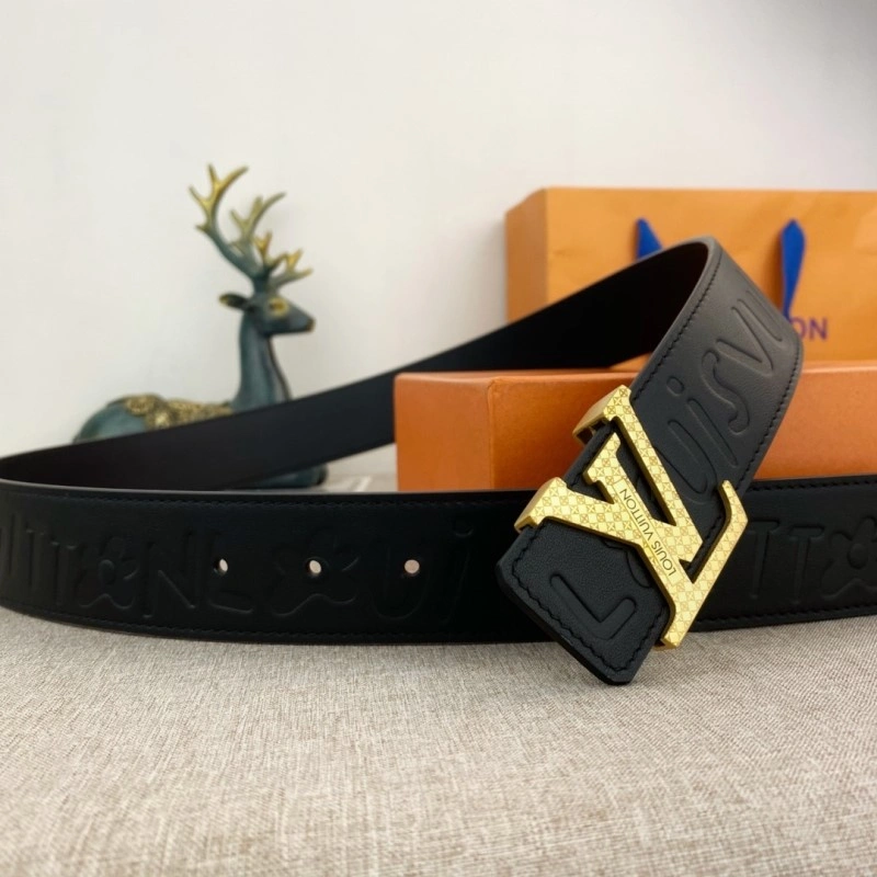 Lightweight Louis Vuitton Belts 300936