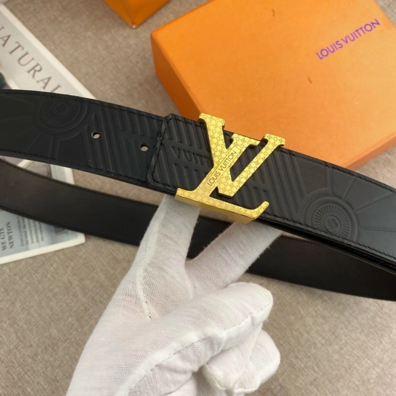 Louis Vuitton Belts TimelessDesign 300917