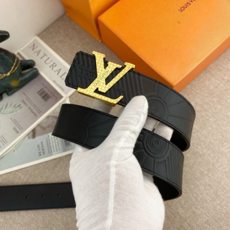 Louis Vuitton Belts TimelessDesign 300917