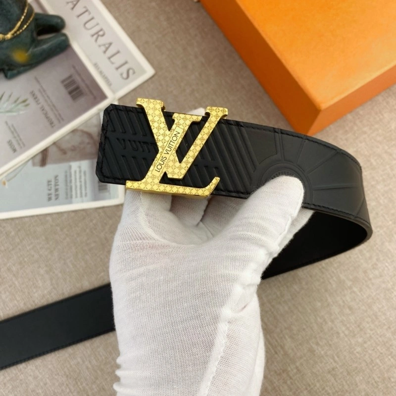 Louis Vuitton Belts TimelessDesign 300917