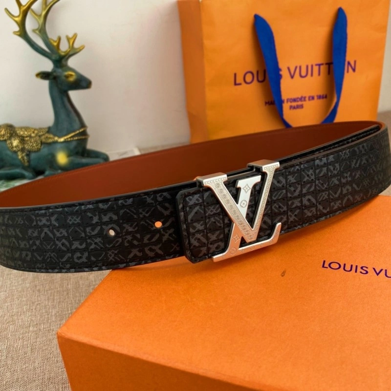 Breathable Louis Vuitton Belts 300933