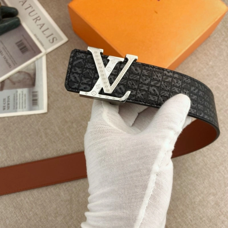 Breathable Louis Vuitton Belts 300933