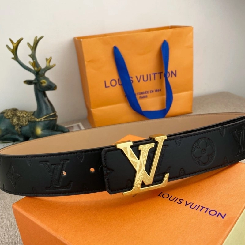 Compact Louis Vuitton Belts 300913