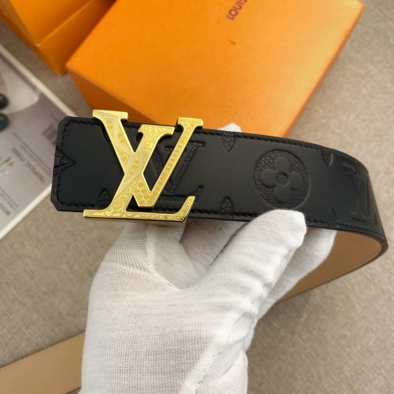 Compact Louis Vuitton Belts 300913
