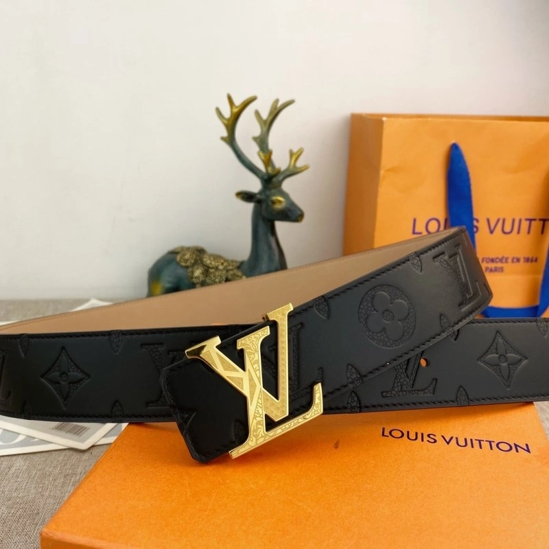 Compact Louis Vuitton Belts 300913