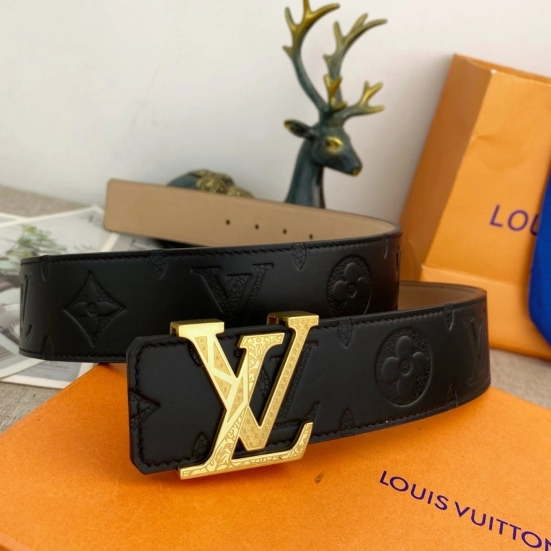 Compact Louis Vuitton Belts 300913