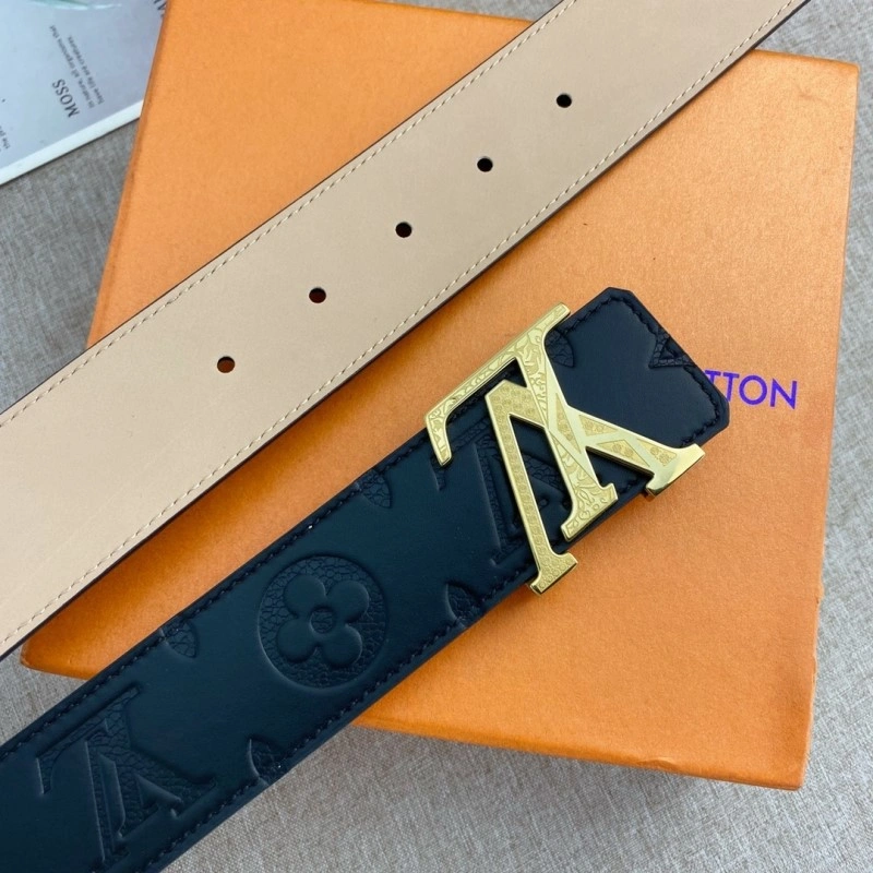 Compact Louis Vuitton Belts 300913