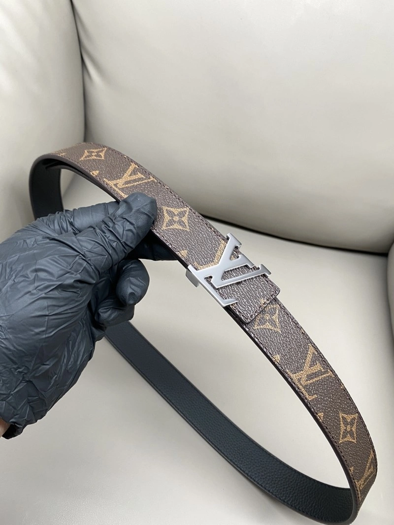 Louis Vuitton Belts Trendy 300930