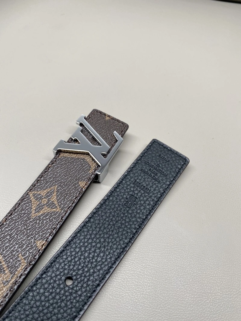 Louis Vuitton Belts Trendy 300930