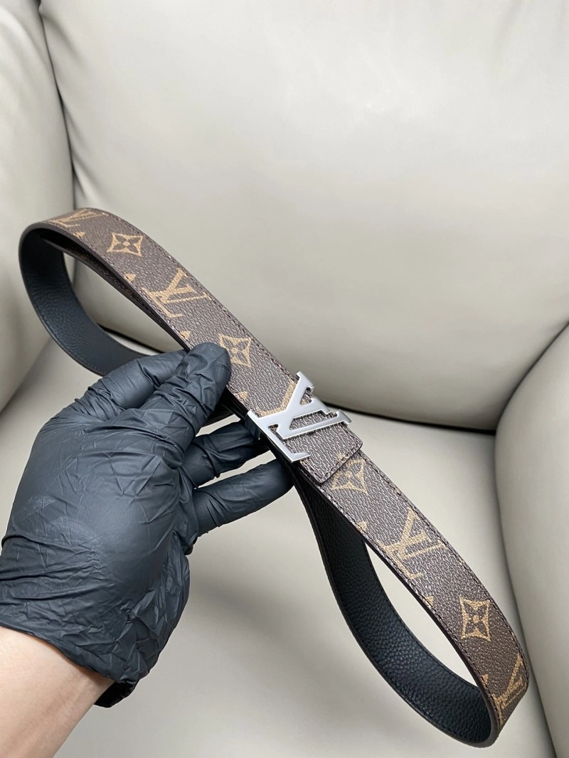 Louis Vuitton Belts Trendy 300930