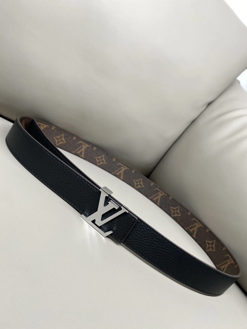 Louis Vuitton Belts Trendy 300930