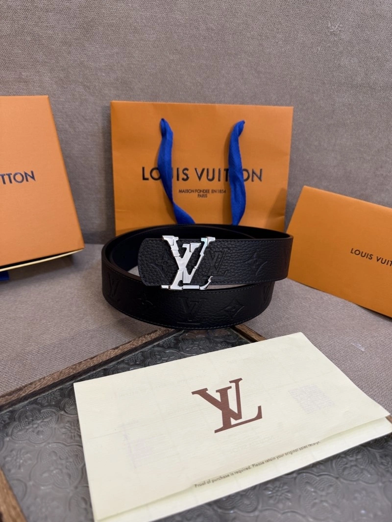 Durable Louis Vuitton Belts 300911