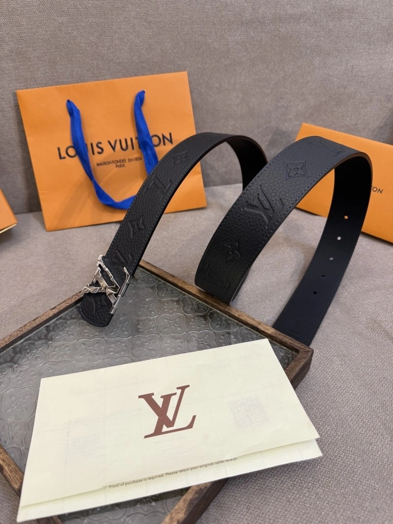 Durable Louis Vuitton Belts 300911