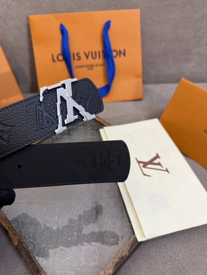 Durable Louis Vuitton Belts 300911