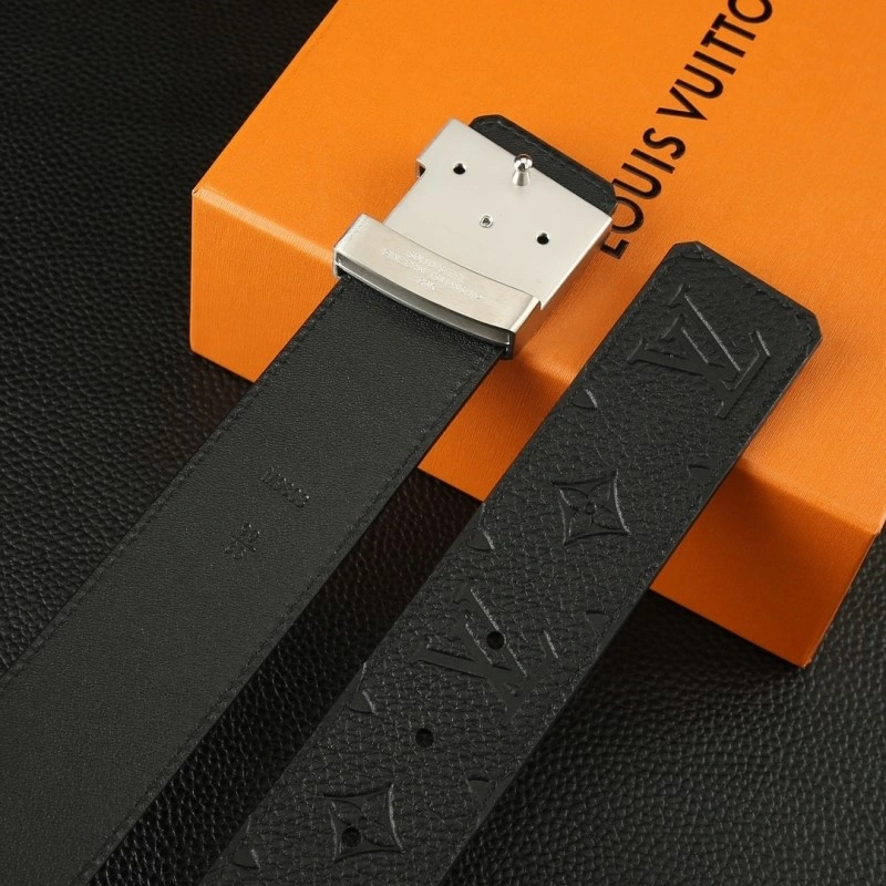 Classic Louis Vuitton Belts 300906
