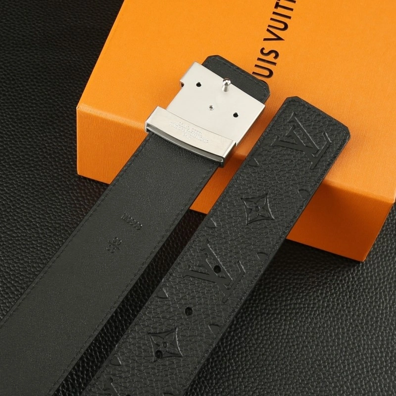 UrbanChic Louis Vuitton Belts 300902