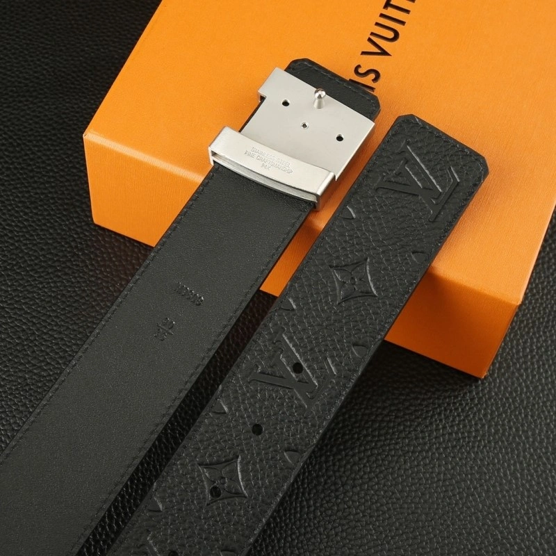 Louis Vuitton Belts Fashionable 300901