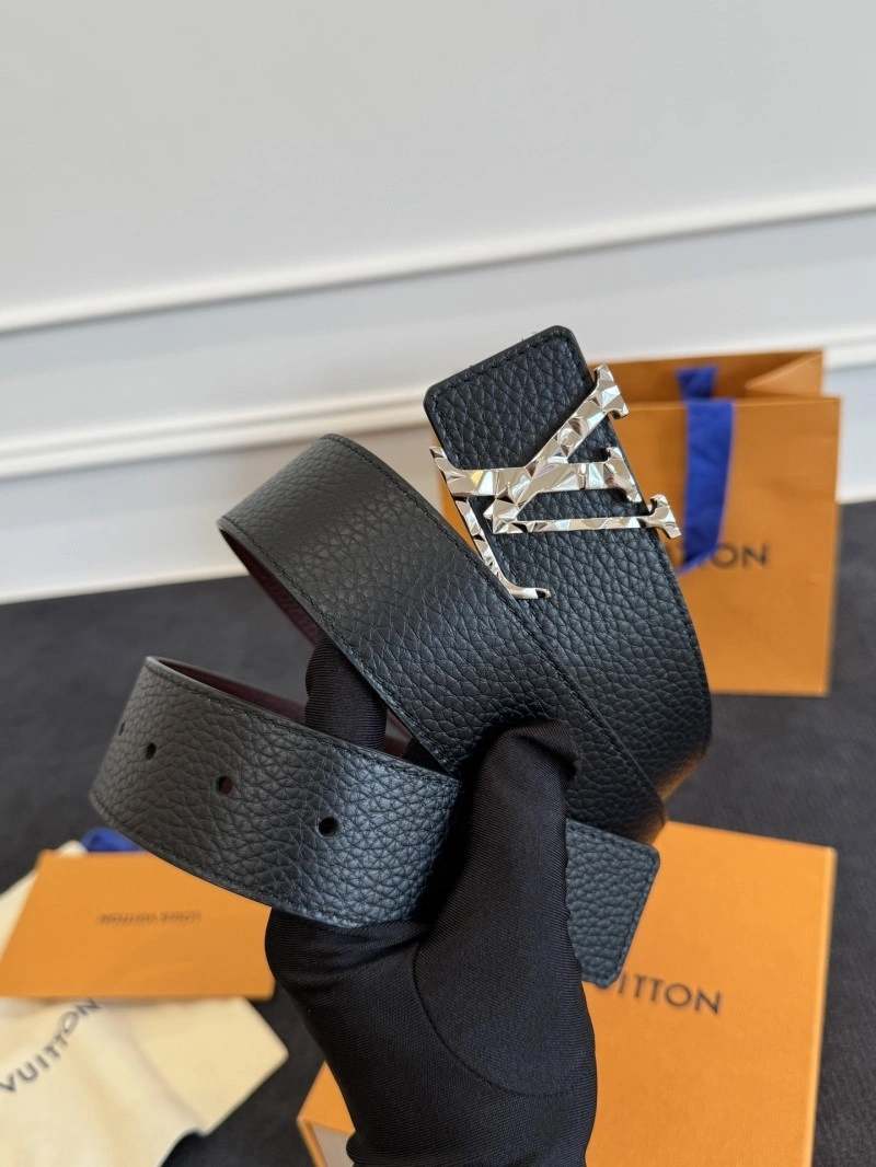 Louis Vuitton Belts Durable 300882