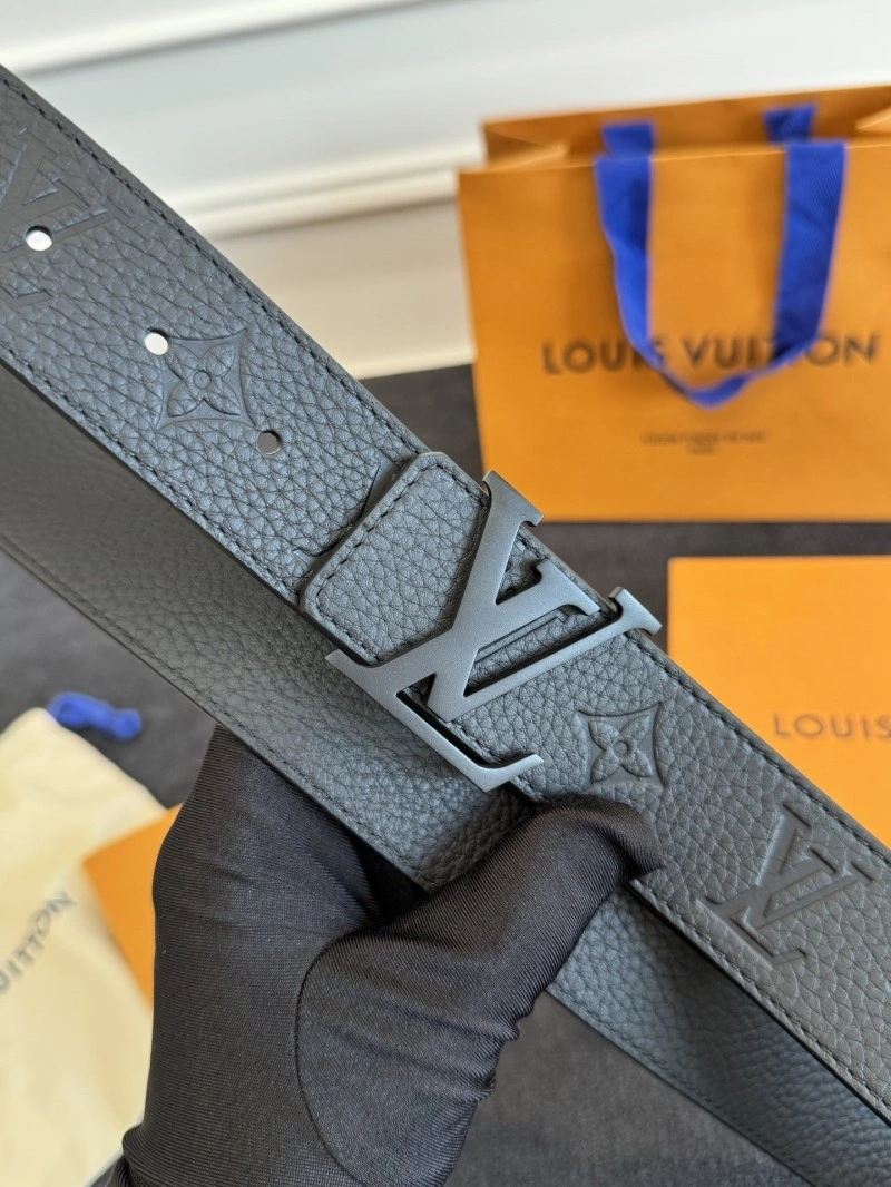 Louis Vuitton Belts TechFriendly 300880