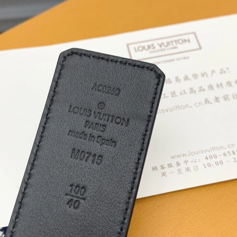 Breathable Louis Vuitton Belts 300897