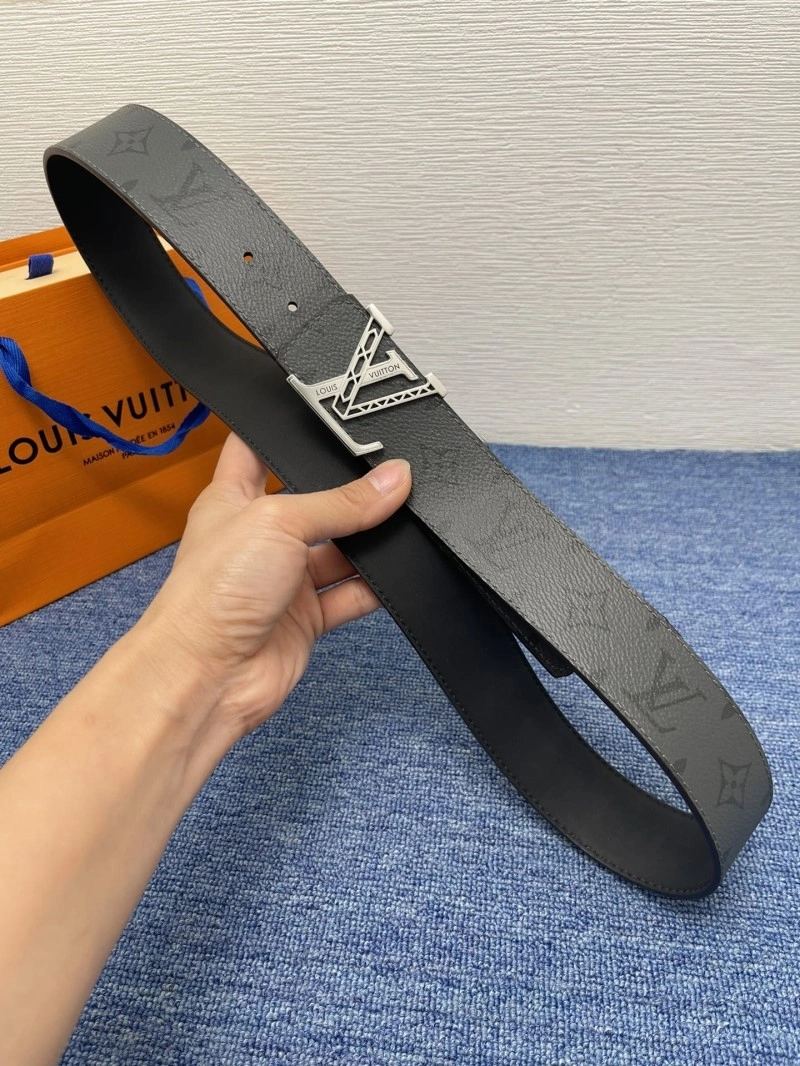 Supportive Louis Vuitton Belts 300872