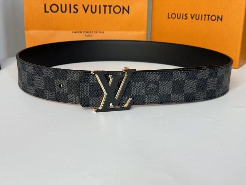 Louis Vuitton Belts Attractive 300881