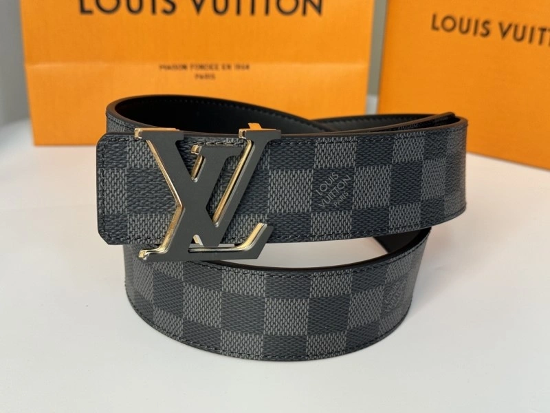 Louis Vuitton Belts Attractive 300881