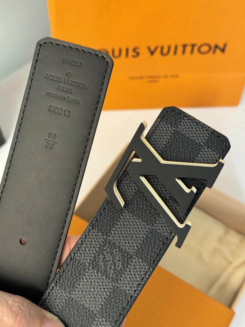 Louis Vuitton Belts Attractive 300881