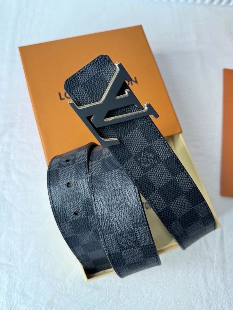 Refined Louis Vuitton Belts 300891
