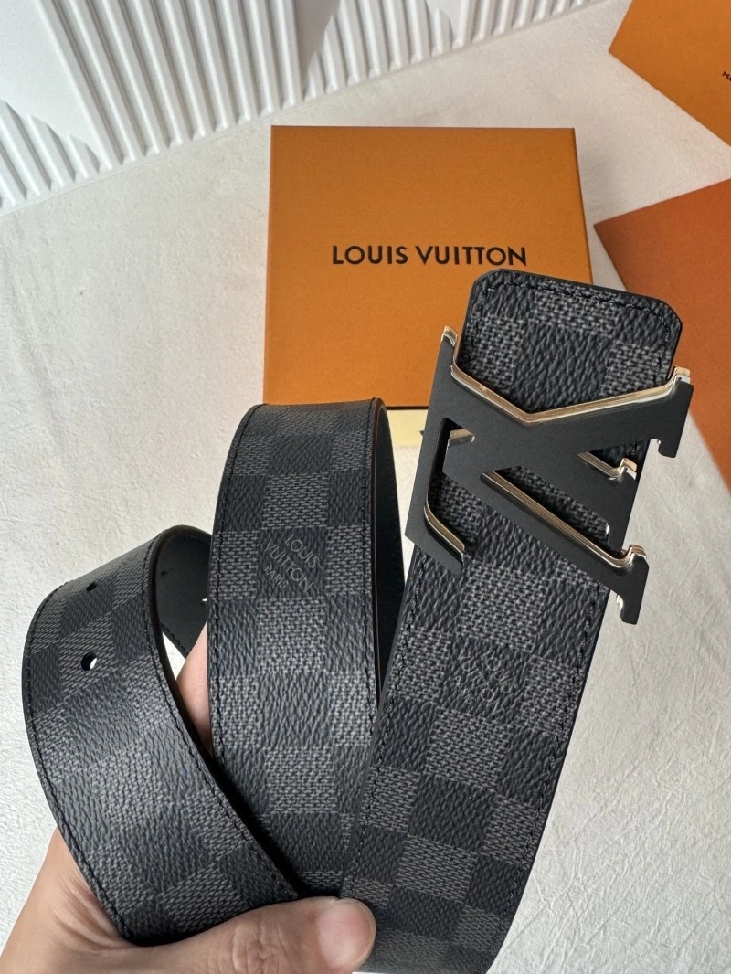 Refined Louis Vuitton Belts 300891