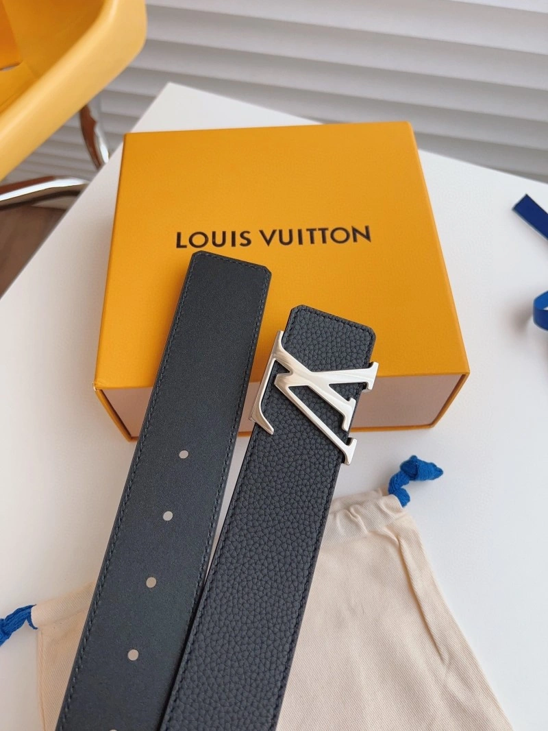 Louis Vuitton Belts Casual 300860