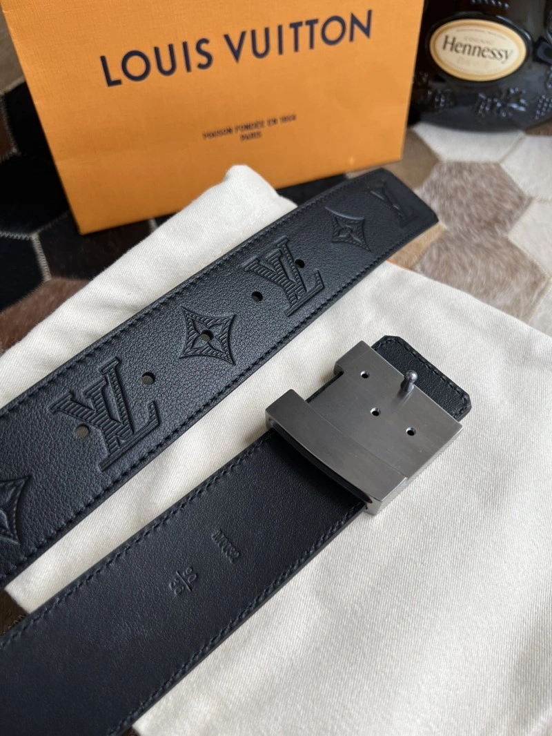 Louis Vuitton Belts SmoothTexture 300834