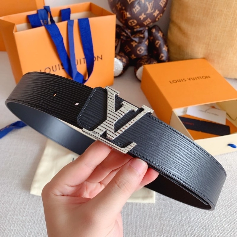 Louis Vuitton Belts GoAnywhere 300826