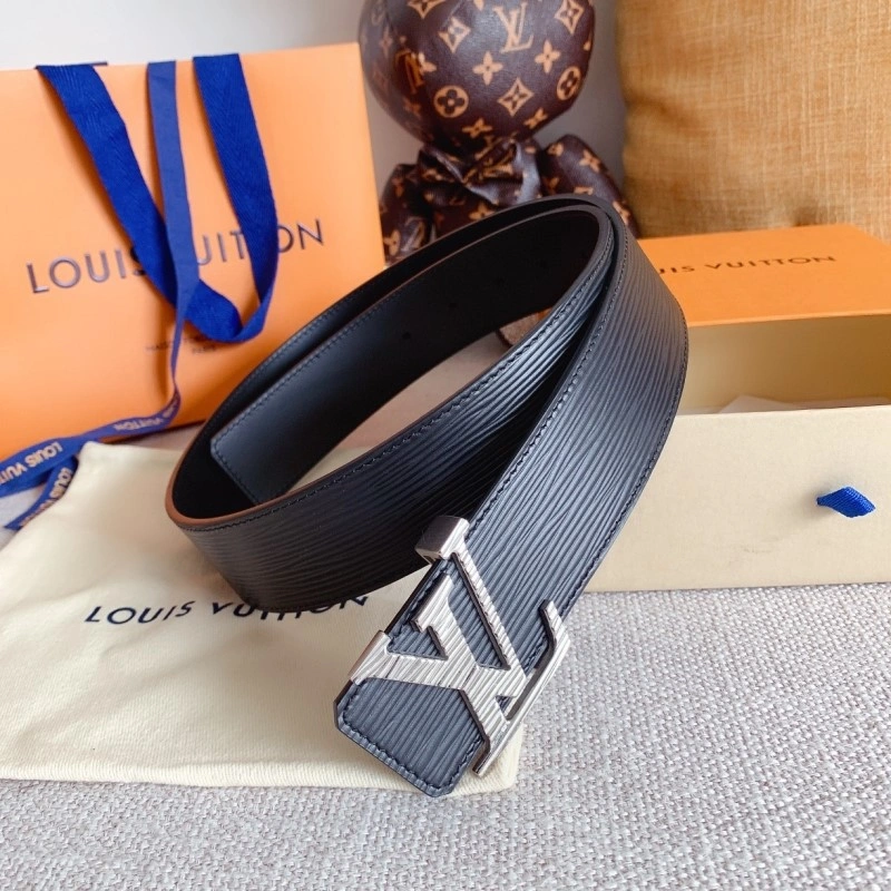 Louis Vuitton Belts GoAnywhere 300826