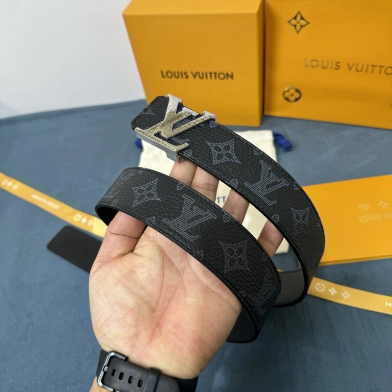 Louis Vuitton Belts Versatile 300857