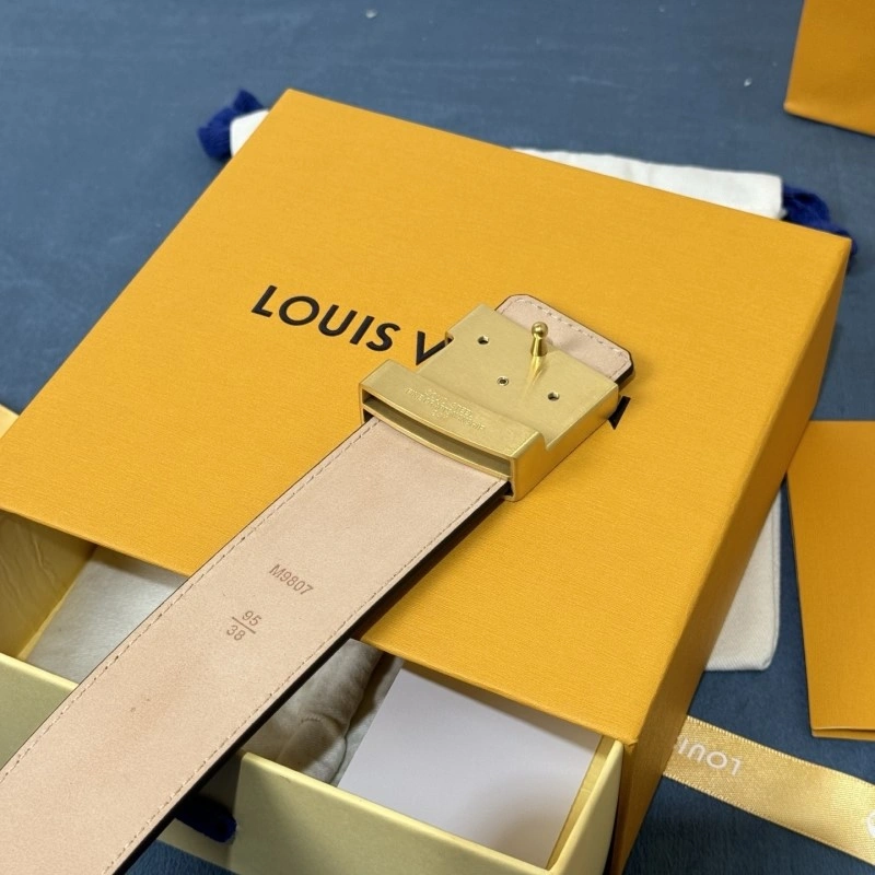 UrbanChic Louis Vuitton Belts 300841