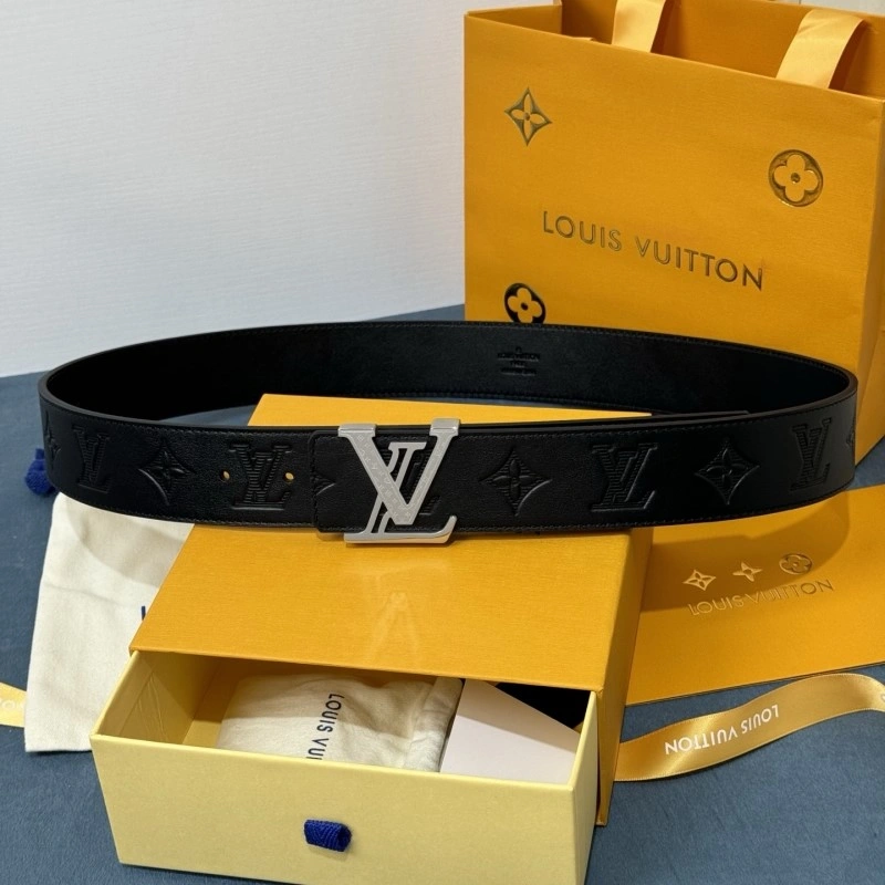Lightweight Louis Vuitton Belts 300845