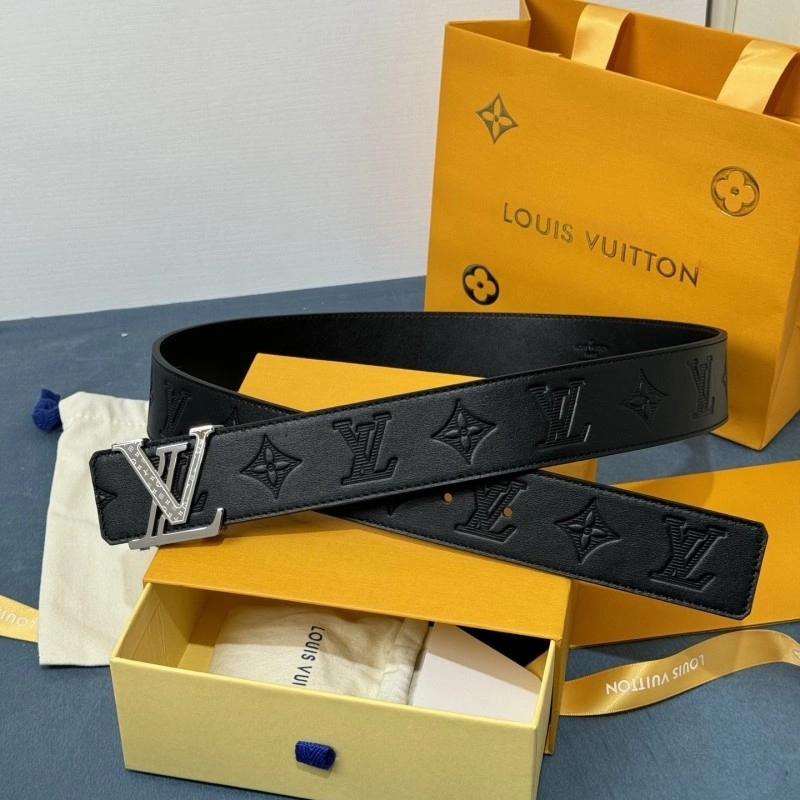 Lightweight Louis Vuitton Belts 300845