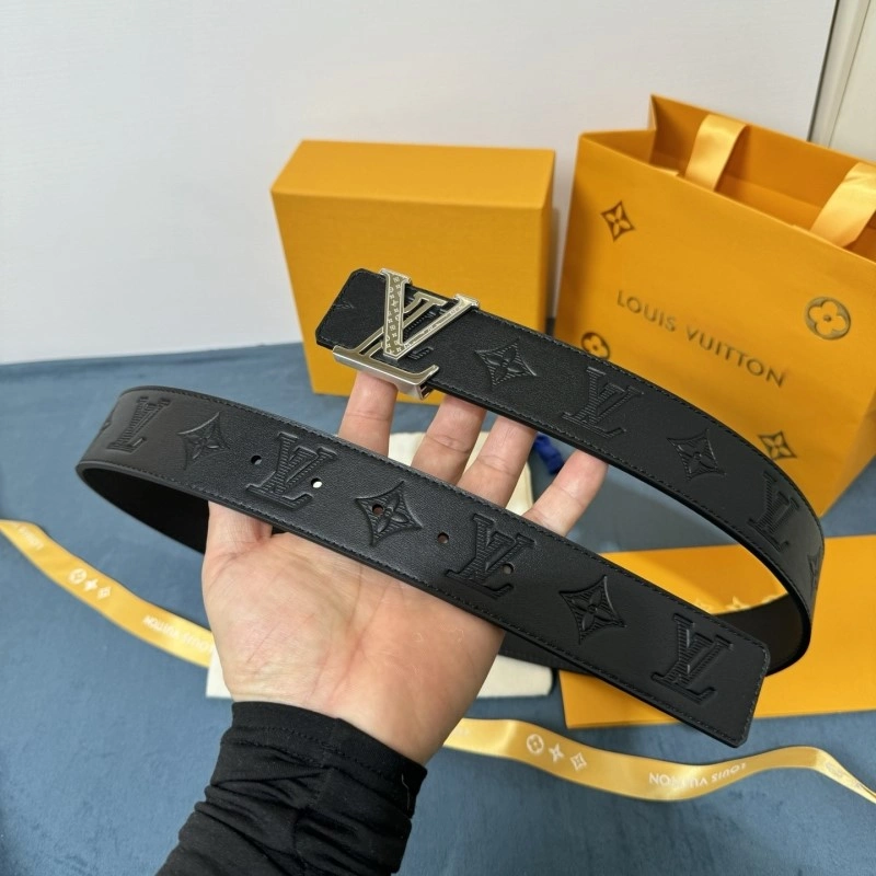 Lightweight Louis Vuitton Belts 300845