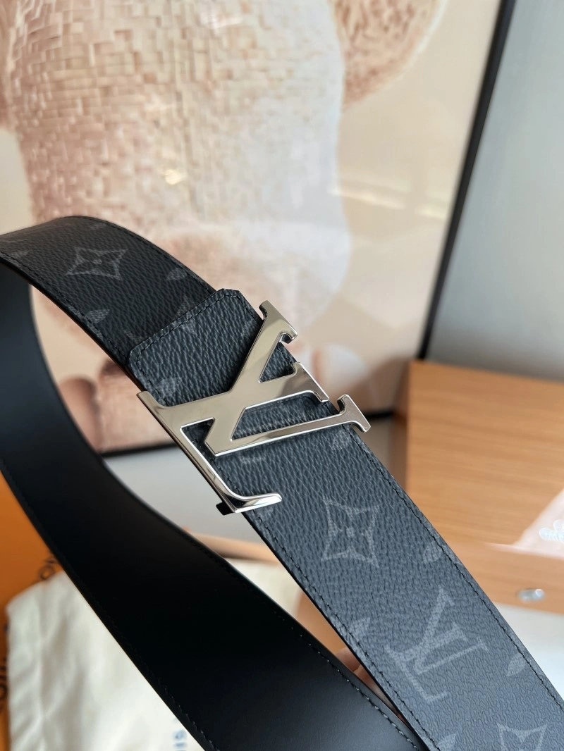 ZipUp Louis Vuitton Belts 300847