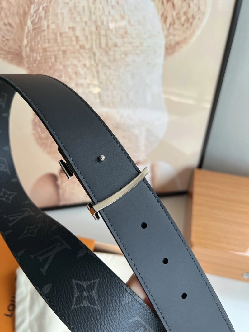 ZipUp Louis Vuitton Belts 300847