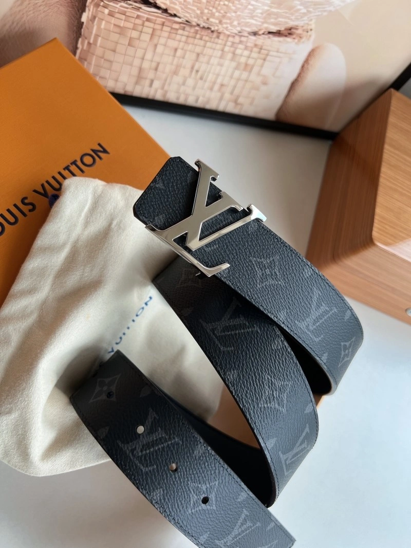 ZipUp Louis Vuitton Belts 300847